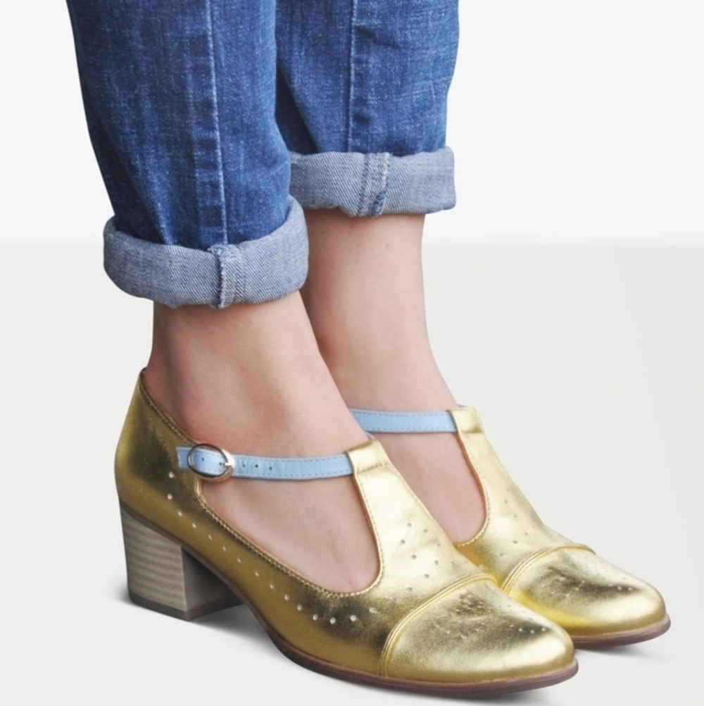 Julia Bo Metallic Gold Mary Janes Size 41/ Us 10 Pre Loved Ladies — image 2 of 8